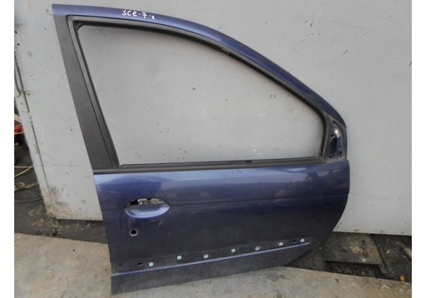 дверка права передня Renault Scenic 